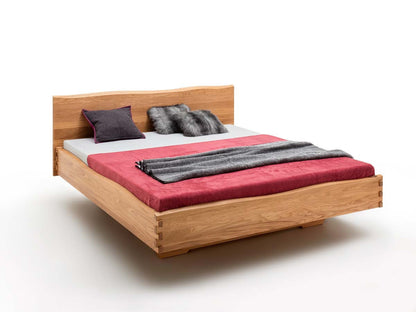 Zwevend eiken bed